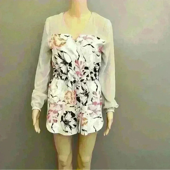 Dresses & Skirts - Long Sleeves Rompers with adjustable waist. Size XS-Small